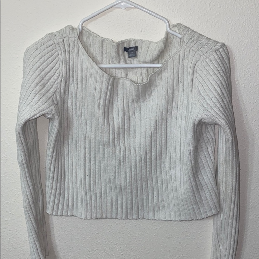 AERIE Sweater crop top. - Picture 1 of 2